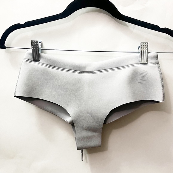 SKIMS 🌟Scuba Swim Bikini Bottom 🌟 NWT - Picture 2 of 5